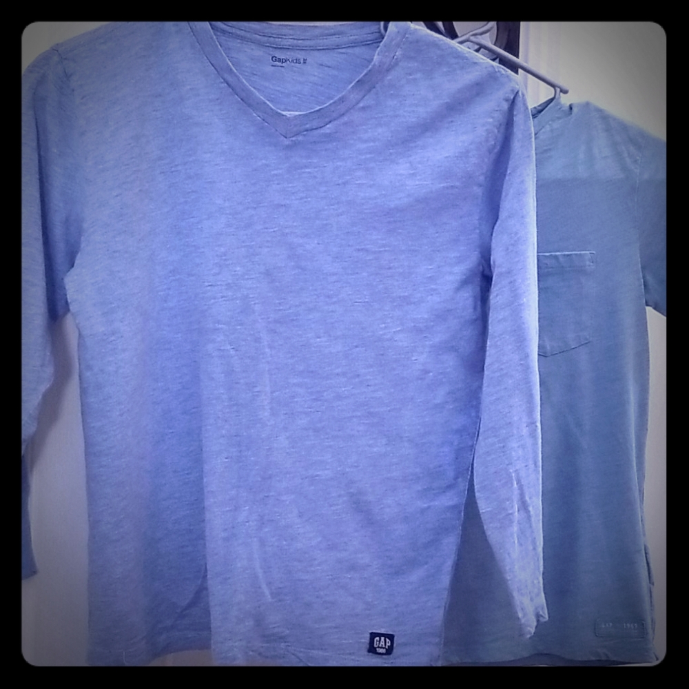 2 GAP boys tees